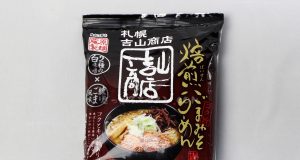 「札幌吉山商店　焙煎ごまみそらーめん」（藤原製麺）